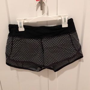 Lululemon polka-dot shorts